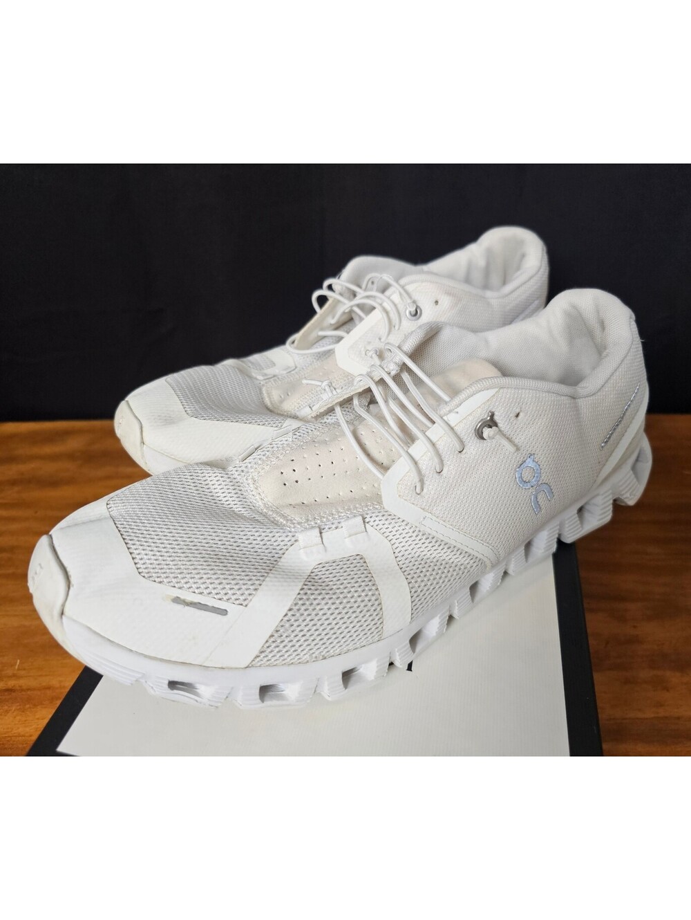 On Running Cloud Tennis Shoes White Mens 11.5 Athletic